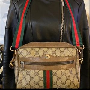 Auth GUCCI Web Sherry Line Shoulder Cross Body Bag